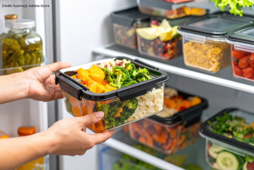 sPrzegląd popularnych diet stosowanych przez osoby chorujące na otyłość 